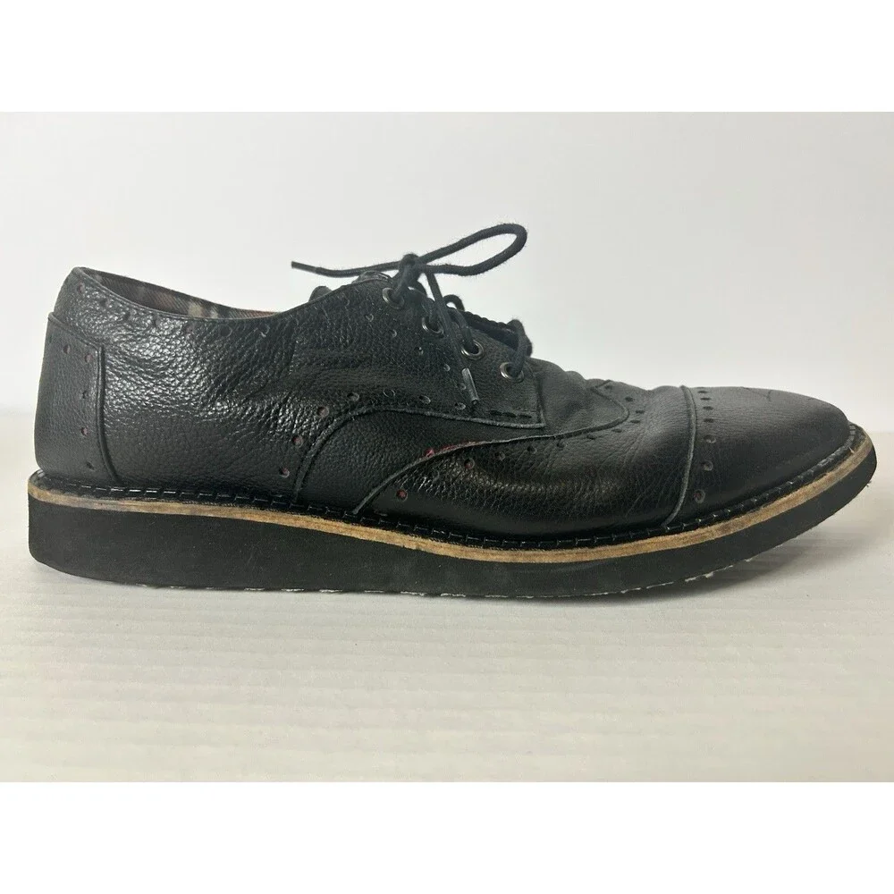 TOMS Men's Brogue Oxford Black Pebbled Leather Plaid Lining Wingtip Size 11.5